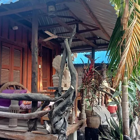 Kakrona Pouk Homestay